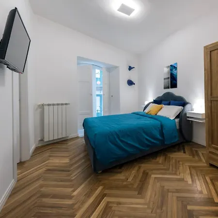 L'incanto House